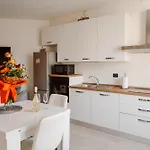 Tres Jolie 아파트 *